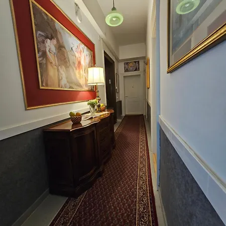 Luxury 23 Белград