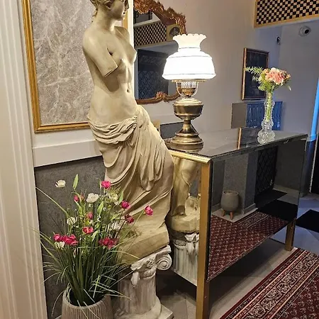 Апартаменты Luxury 23 *