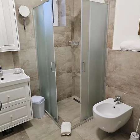 Luxury 23 Apartment *